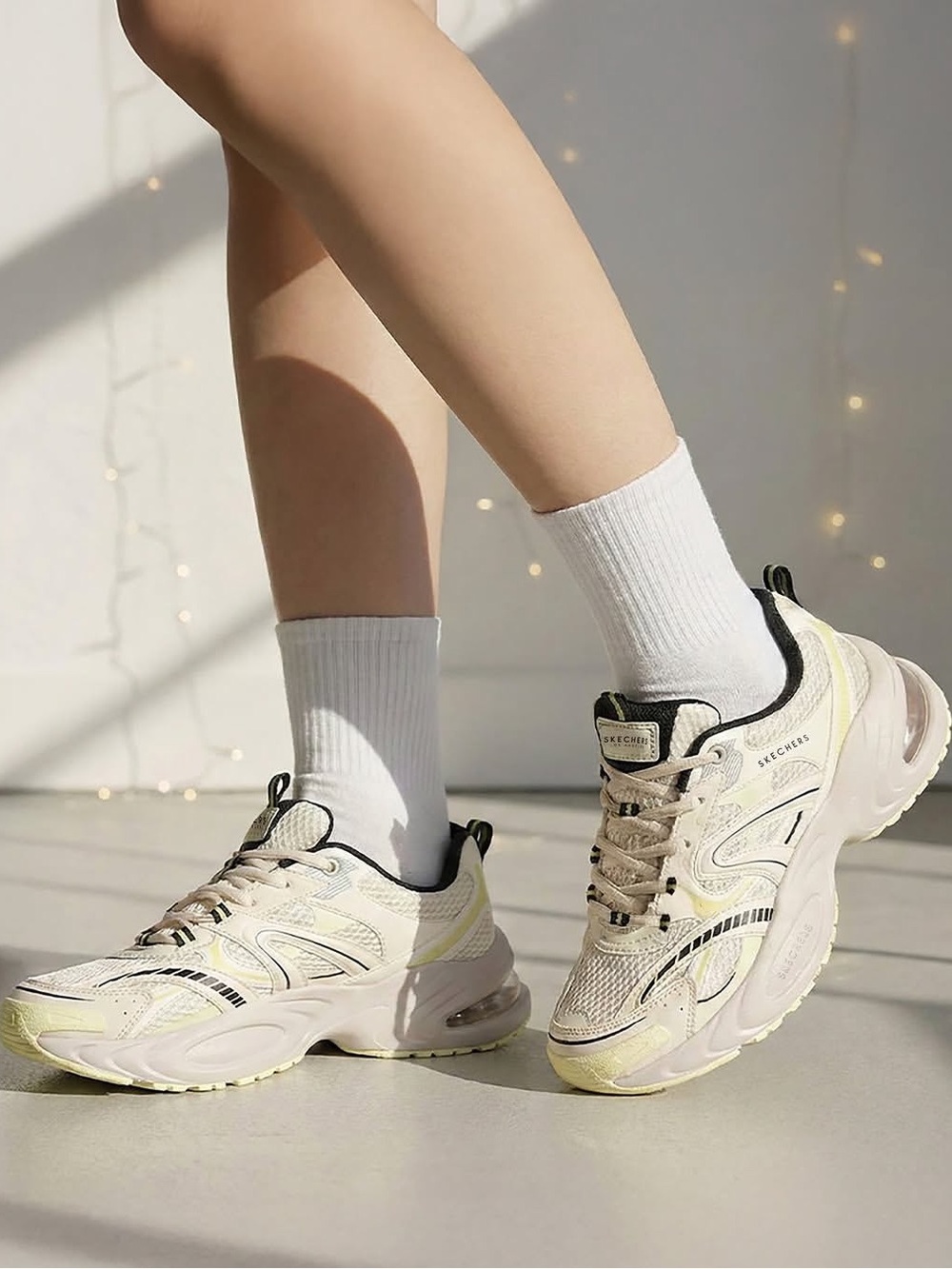 Skechers Women’s Chunky Lace-Up Sneakers in Cream and Black